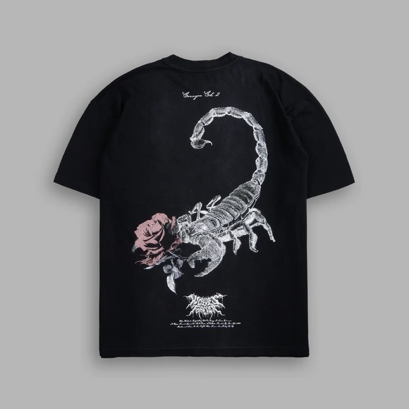 SCORPION ROSE "PREMIUM" OVERSIZED TEE IN BLACK SPINE SUN FADE - Picture 1 of 6
